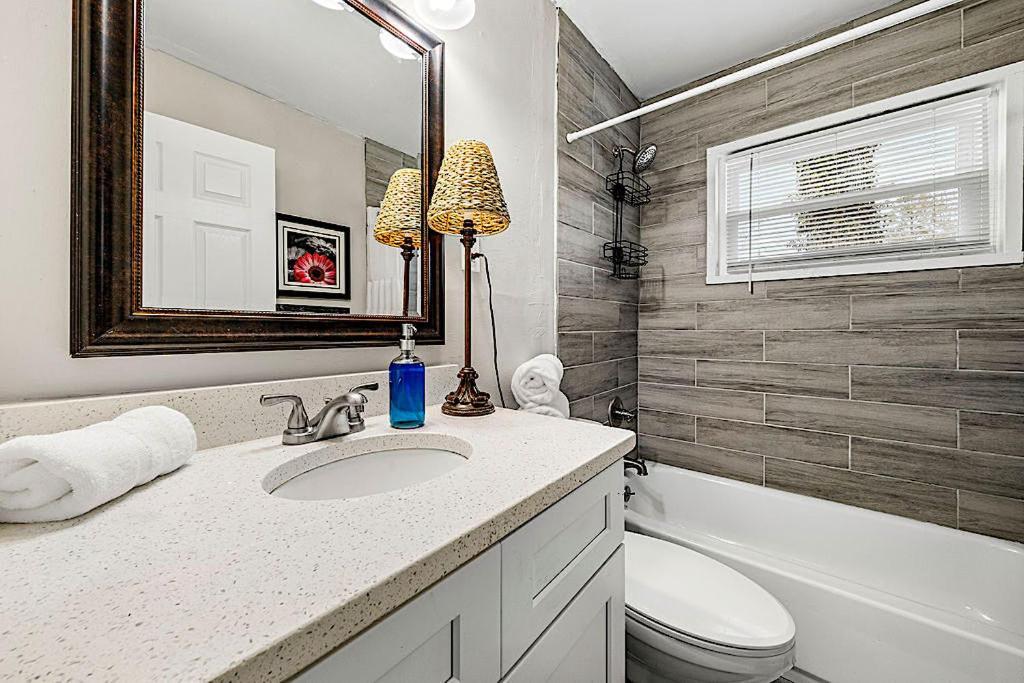 Goodkarma Rentals Refreshed Smyrna Home Near Battery Atl Half Mile To Interstate Atlanta Eksteriør bilde